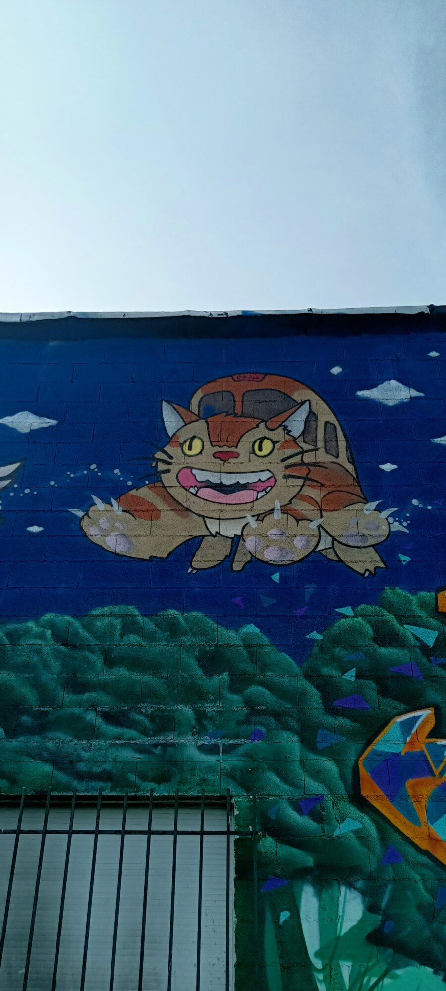 Catbus from My Neighbor Totoro — Street art in Bétheny