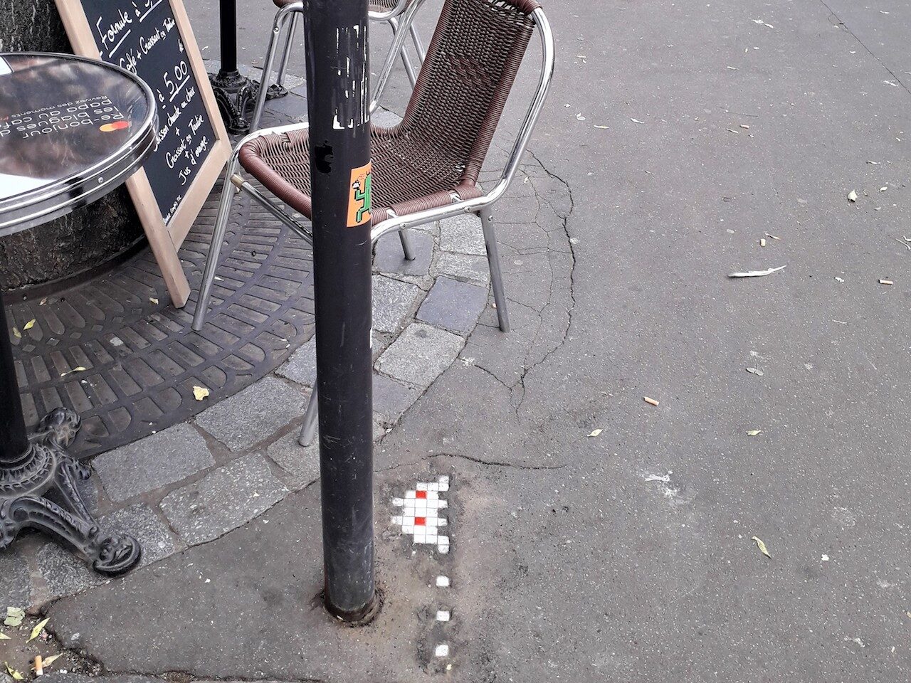 PA_300, Space Invader de l'avenue des Gobelins — Street art de Invader à Paris
