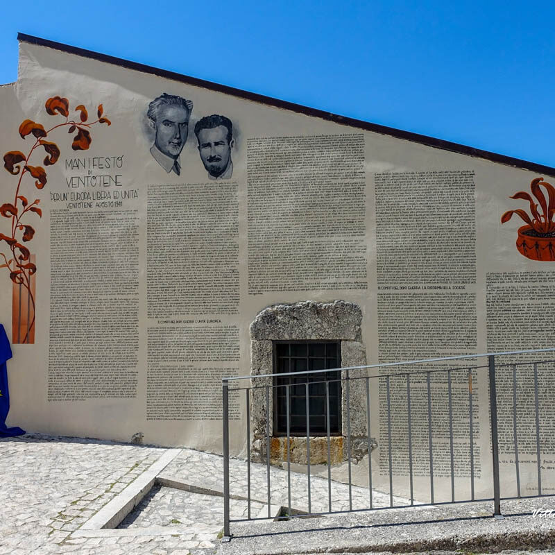 Manifesto di Ventotene — Street art de Giovanni Anastasia à Aielli