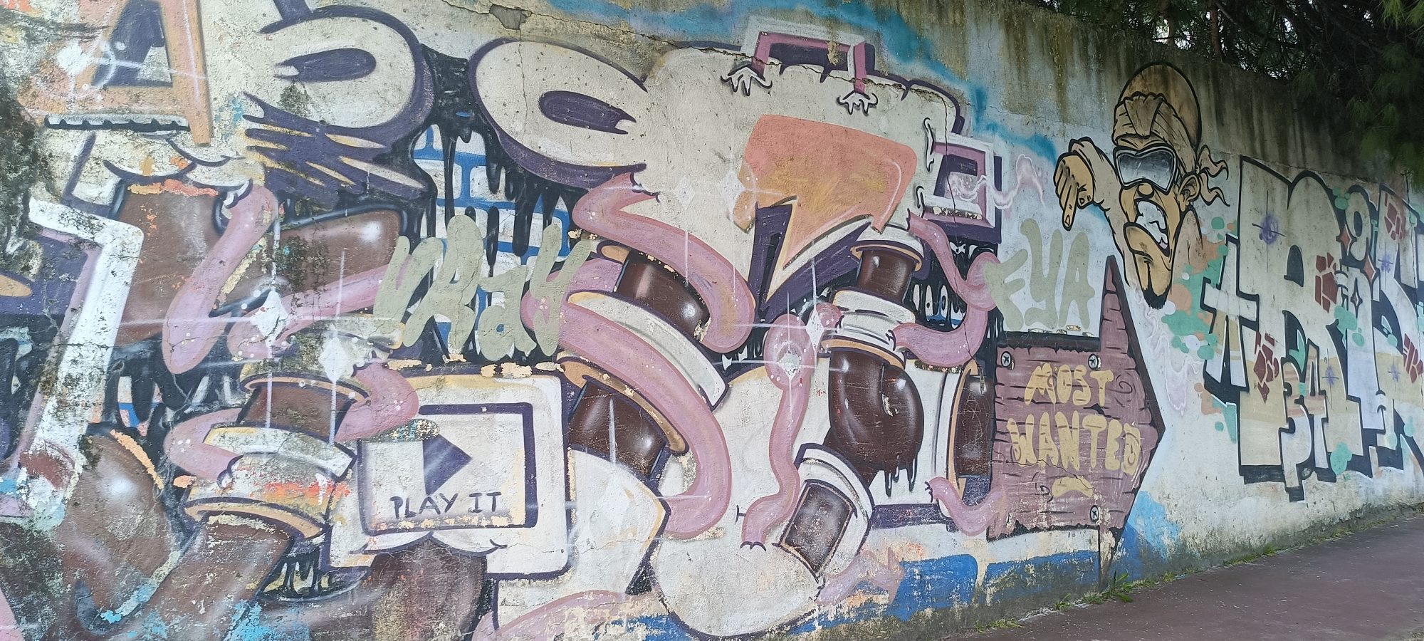 Most Wanted — Créatures Wildstyle — Street art à Lisbon