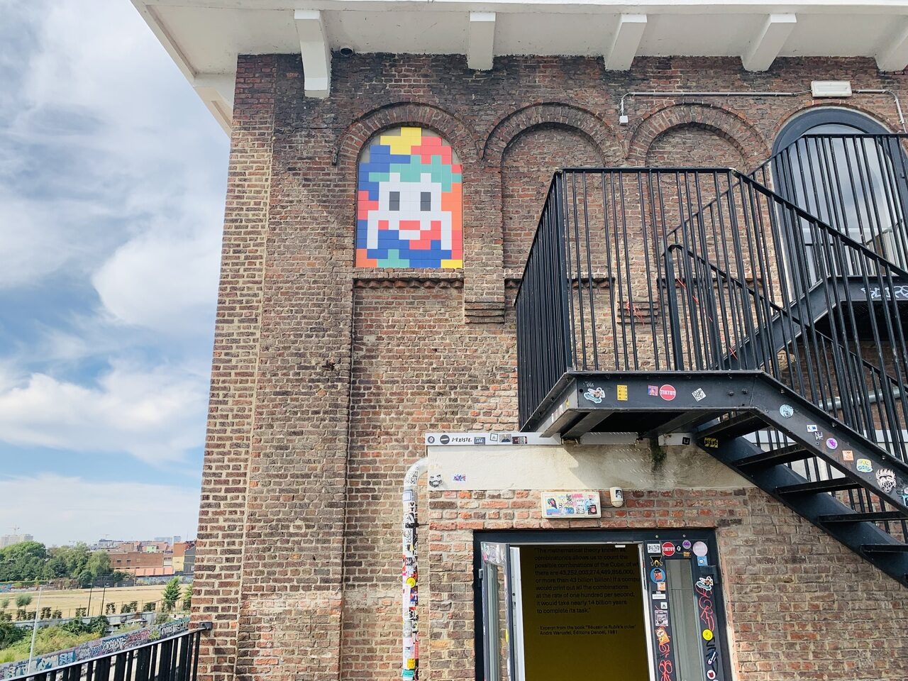 BXL_41, Space Invader on Quai du Hainaut — Street art by Invader in Molenbeek-Saint-Jean