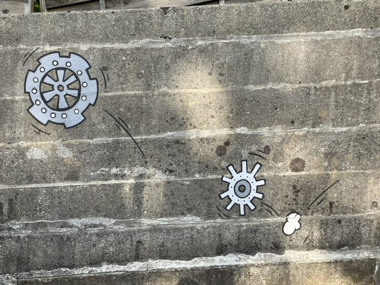 The Dudusses in Le Locle, 2021 — Street art by TocToc in Le Locle