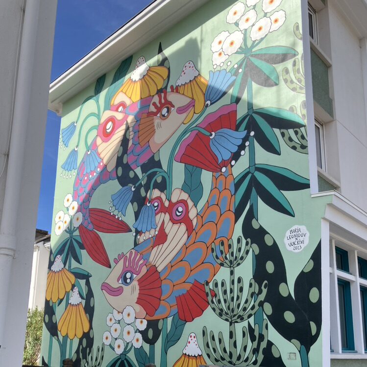 In-Between by Maria-Liisa Leonidov and Uuk.kivi — Street art by Maria-Liisa Leonidov, Uuk.kivi in Saint-Nazaire