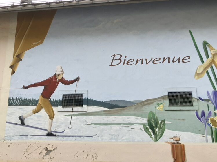 Bienvenue dans les Montagnes neuchâteloises — Street art de Carolus à Le Locle