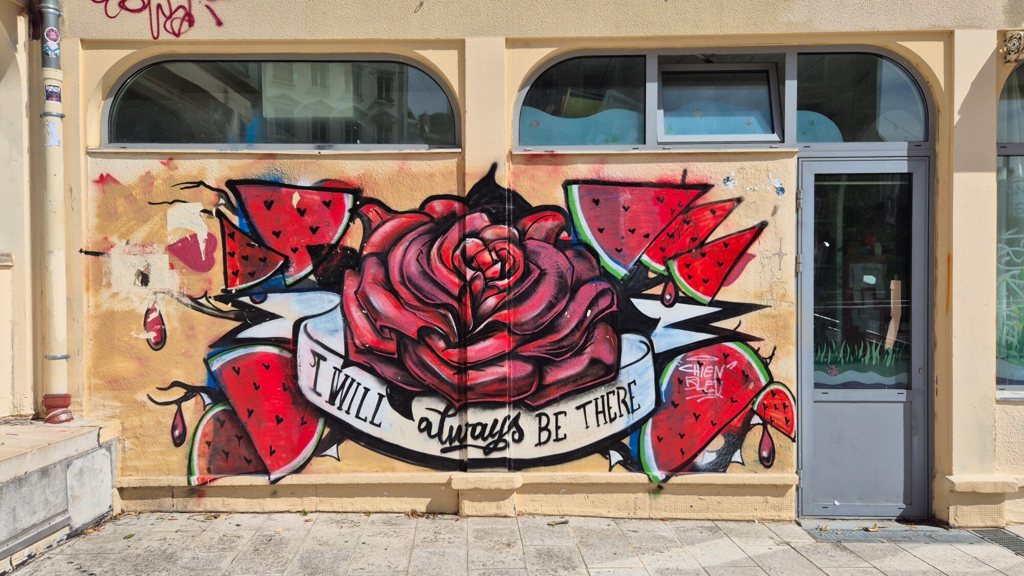 Rose and watermelons "I will always be there" — Street art in Lyon