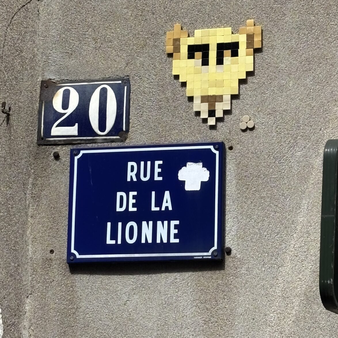 Lioness Muzzle in Pale Tiles — Street art by Mifamosa in Orléans