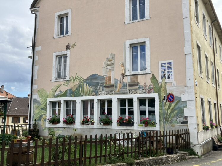 Attraction mutuelle — Street art de Carolus à La Chaux-de-Fonds