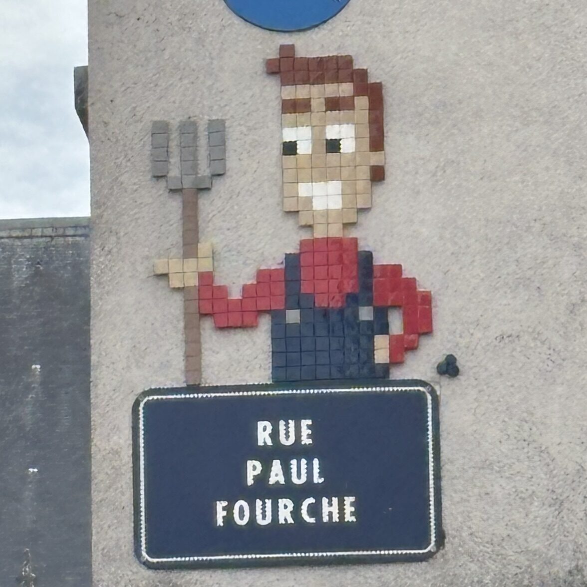 The Farmer with the Pitchfork — Street art by Mifamosa in Orléans