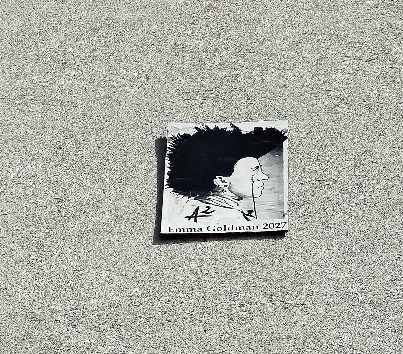 Emma Goldman 2027 — Street art de A2 à Vannes