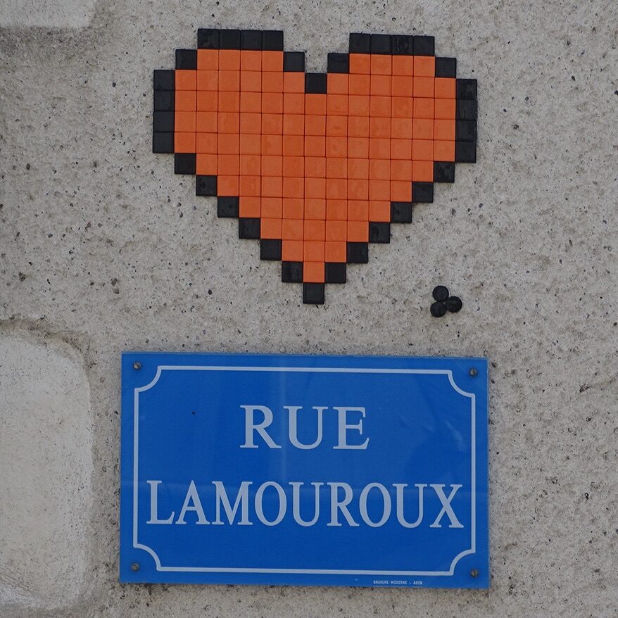 Orange Heart on Rue Lamouroux — Street art by Mifamosa in Agen