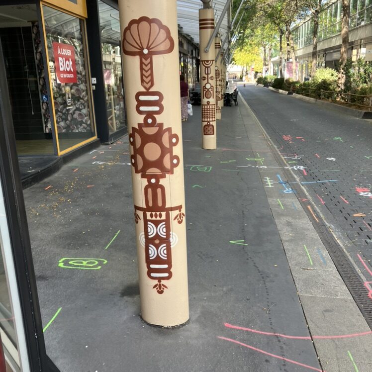 Totems — Street art in Saint-Nazaire