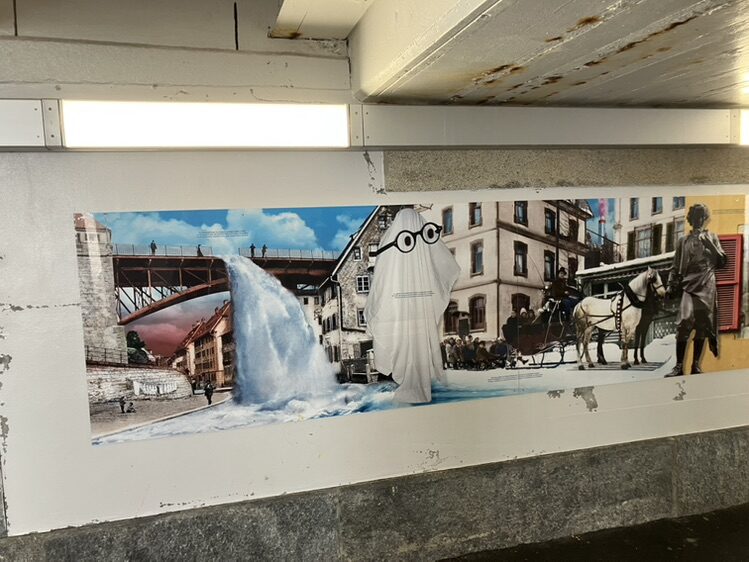 Quai 6 2/3, photomontages de Plonk & Replonk — Street art à La Chaux-de-Fonds