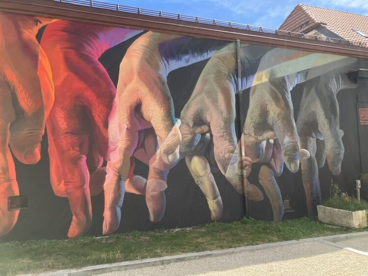Neuchâtel revolution — Street art by CASE Maclaim in Le Locle