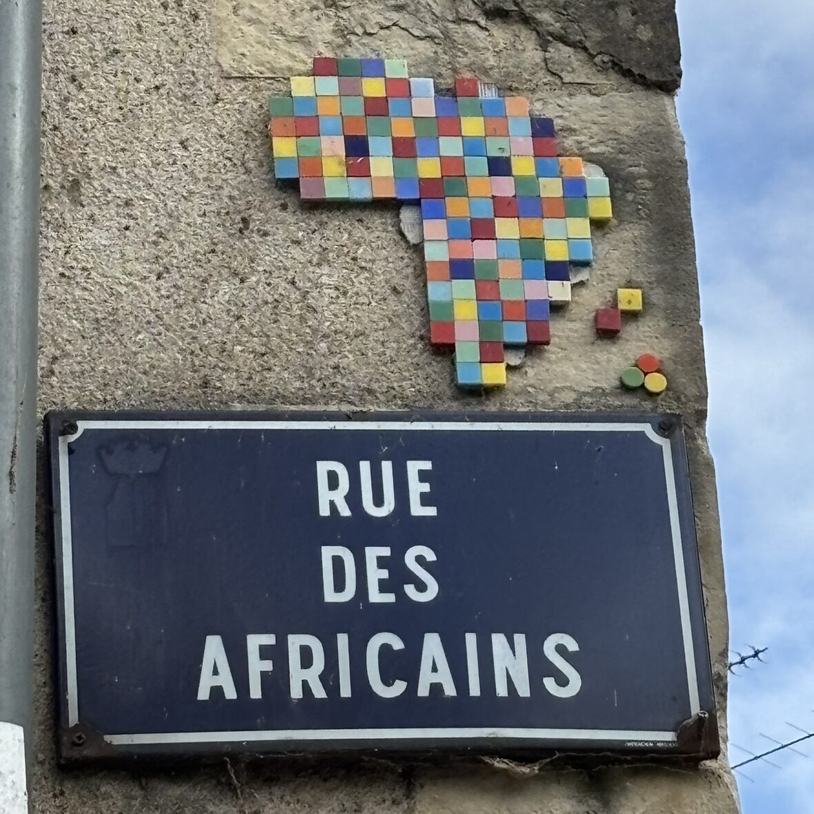L'Afrique de la rue des Africains — Street art de Mifamosa à Orléans