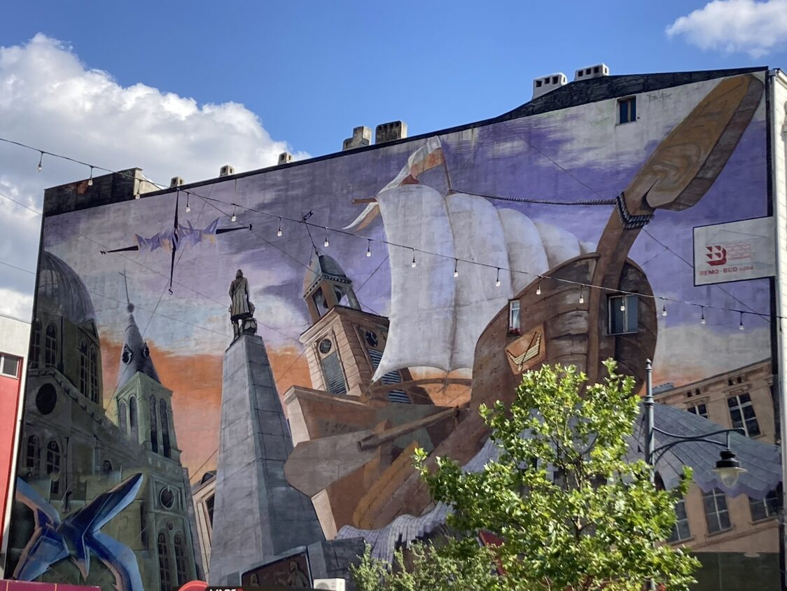 Alegoria Łodzi, l'allégorie de Łódź — Street art de Meisal, Barys à Łódź