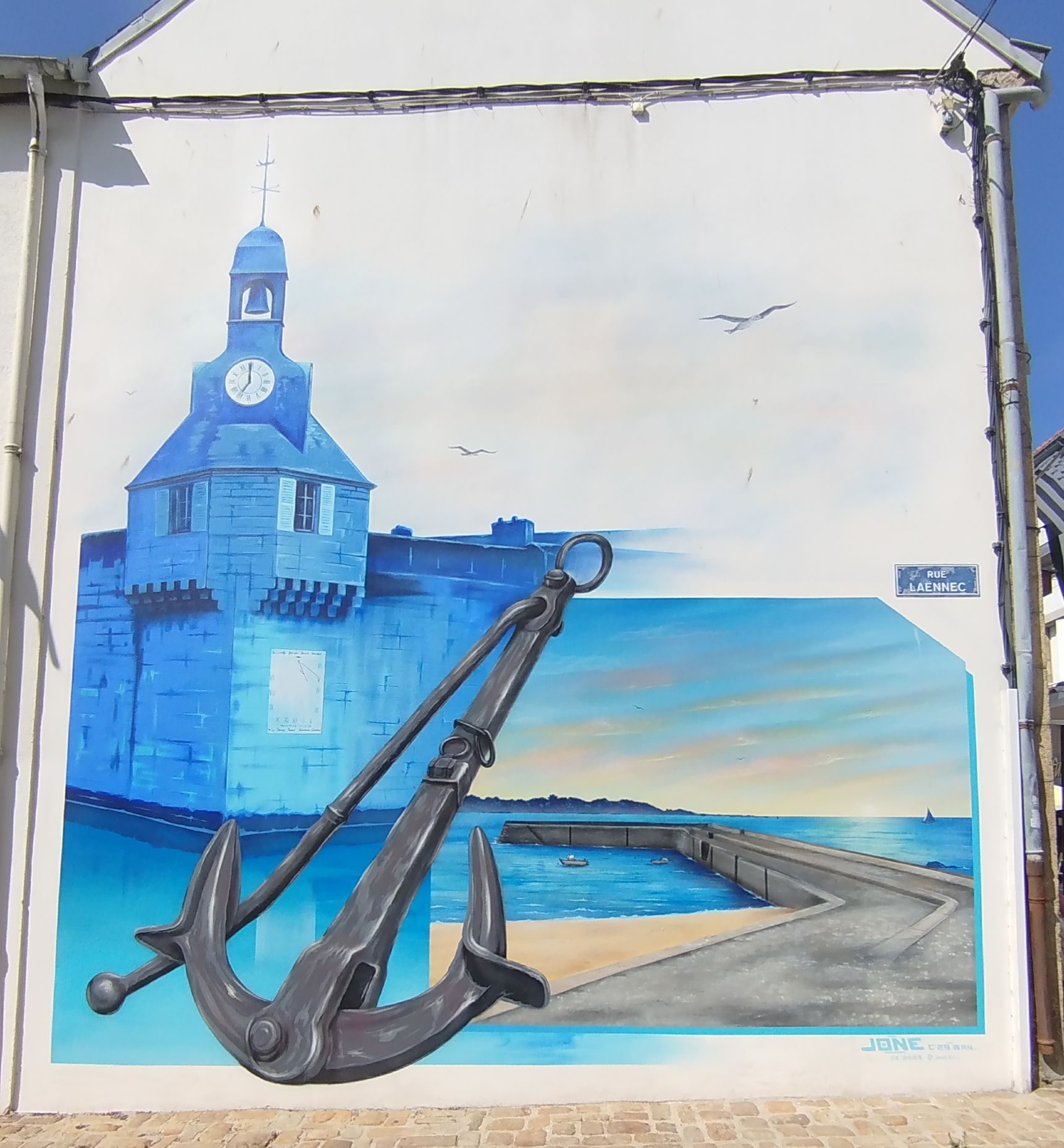 Ancre et Ville Close par Jone — Street art de Jone à Concarneau