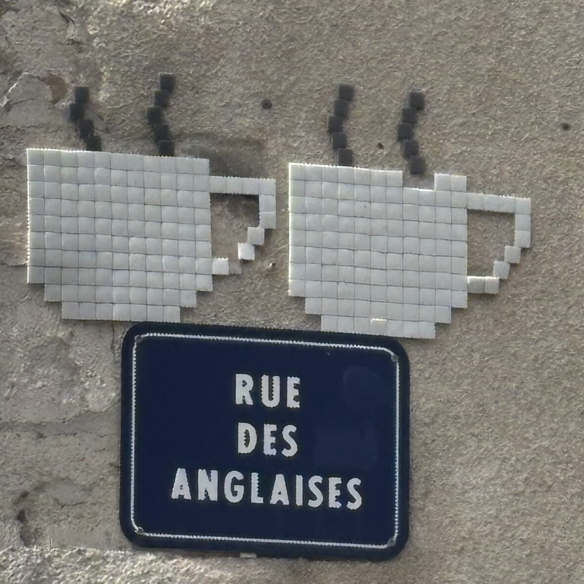 Two Cups of Tea for Rue des Anglaises — Street art by Mifamosa in Orléans