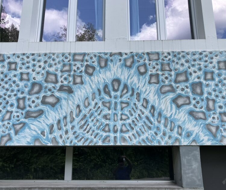Murs en dentelle : Locle Lace #1 — Street art de NeSpoon à Le Locle