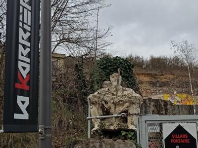 la-karriere-street-art4