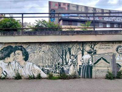 Historical Mural Scene — Street art in Grenoble