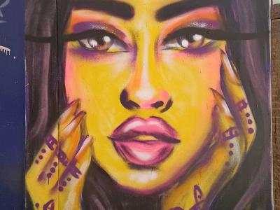 Femme jaune magique — Street art à London