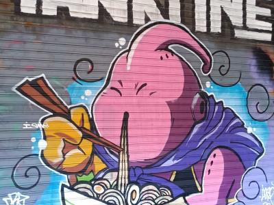 Majin Boo mangeant des ramens - Tanktine — Street art à Rennes