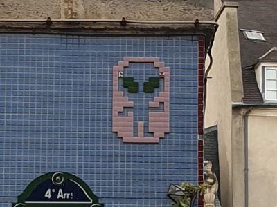 Mr Djoul Pink Skull — Street art by Mr Djoul in Paris