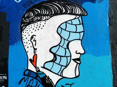 Make Art, profil au damier bleu — Street art de Coralie LR à Nantes