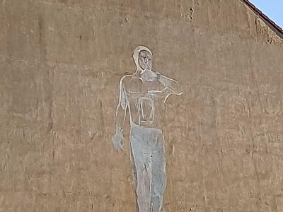 Silhouette Blanche Minimale — Street art à Prague