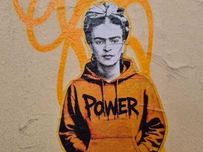 Power — Street art à Lyon