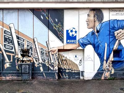 Grenoble Signal Box — Street art in Grenoble
