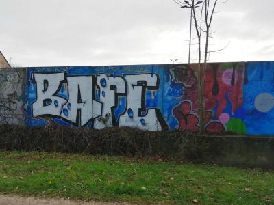 Lettrage BAPE, Montesson — Street art à Montesson