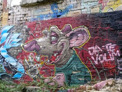 Giant Rat on Brick Wall, Berlin — Street art in Berlin