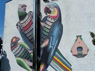 Colorful Birds Mural — Street art in Prague
