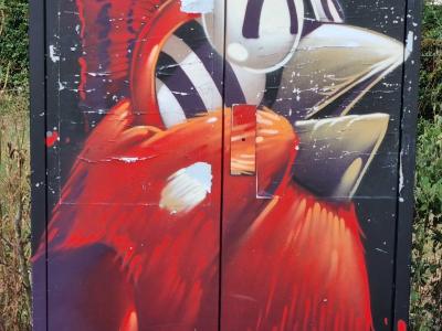 Créature rouge par Stom500 — Street art de Stom500 à Strasbourg