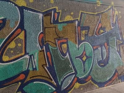 Green and Yellow Wildstyle in a Tunnel — Street art in Prague