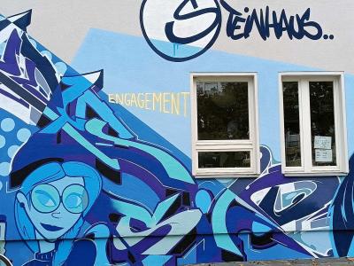Blue Conceptual Genius — Street art by PHEPS in Berlin