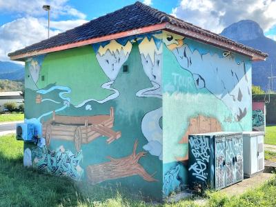 Cabine électrique peinte, Tour du lac Doussard — Street art à Doussard