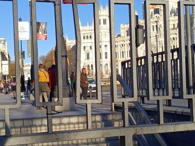 Florizale Sticker at Banco de España Station — Street art by Florizale in Madrid