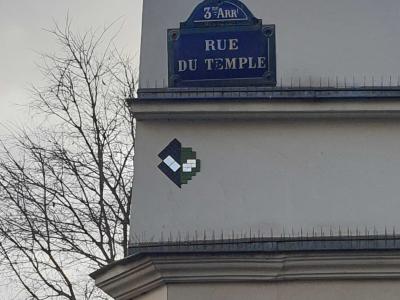 Mr Djoul's Green Diamond — Street art by Mr Djoul in Paris