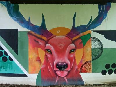 Tête taureau multicolore — Street art de Ratz One à Rezé