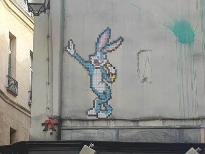 Space Invader PA_1172: Bugs Bunny — Street art by A2, Invader in Paris