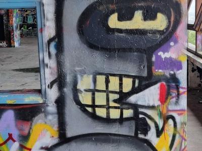 Robotic Head — Street art in Grenoble