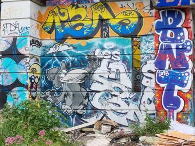 Dense Multicolored Graffiti — Street art in Grenoble