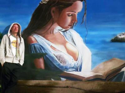 La bella di Brolo — Street art by Vittorio Ballato in Brolo