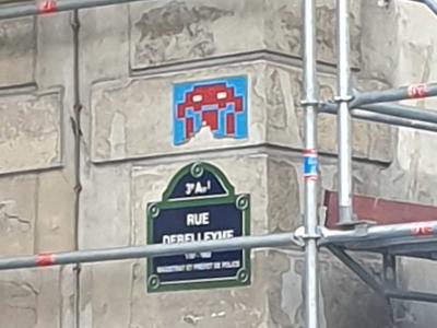 Space Invader PA_0696 — Red Invader — Street art by Invader in Paris