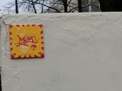 Petite mosaïque signée — Street art à Nantes