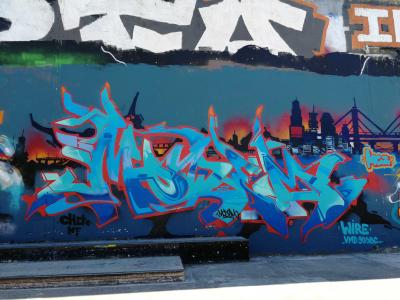 Wildstyle bleu clair orange Nantes — Street art à Nantes