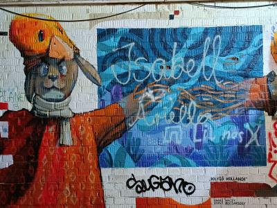 L'homme-oiseau à la boule de feu — Street art à Berlin