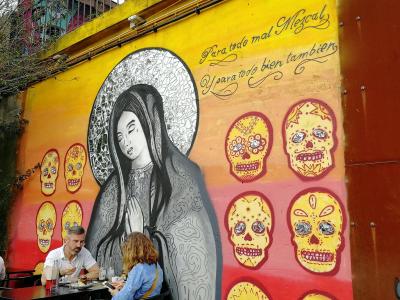 Para todo mal Mezcal y para todo bien tambien